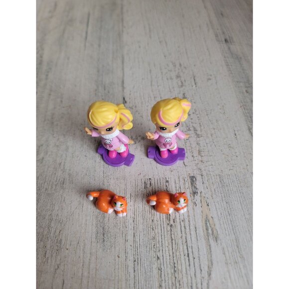 Twin kid girls blonde cat pet mini doll toy figure set - Picture 3 of 5